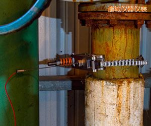 諸城在線(xiàn)腐蝕壁厚監(jiān)控儀